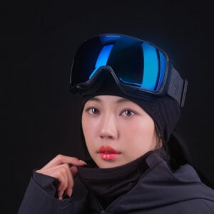인터스텔라 고글 착용 모습